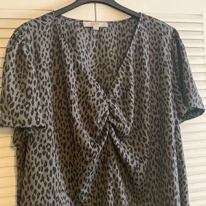 Loft Plus Gray Leopard Top Size 20
